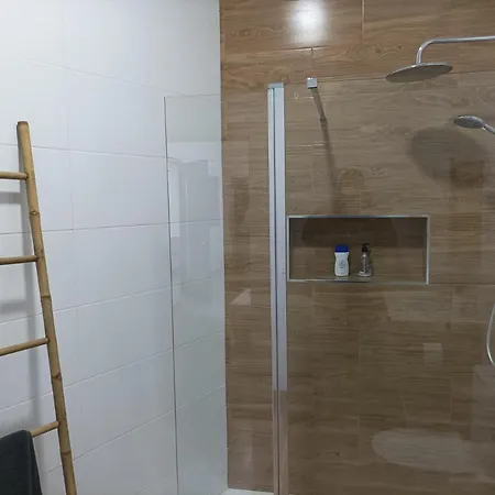 Vista Valle * 라오로타바