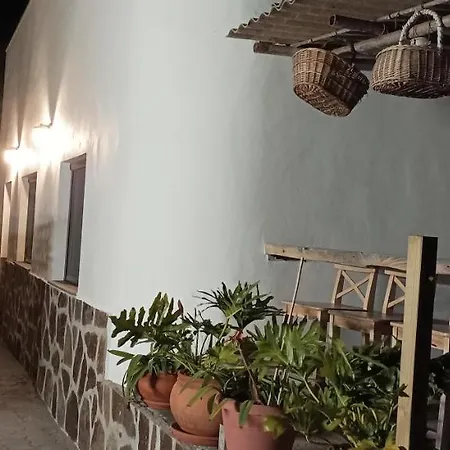 Vista Valle 라오로타바